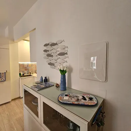 Sant'anna Flat Moderno, Parcheggio, Wifi E Aria Condizionata Apartamento Rapallo